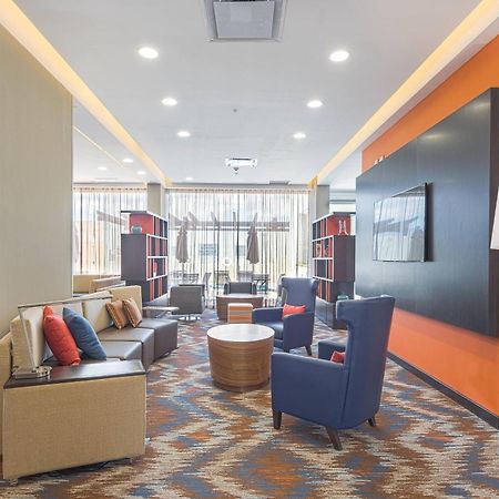 Courtyard By Marriott Saltillo Ngoại thất bức ảnh