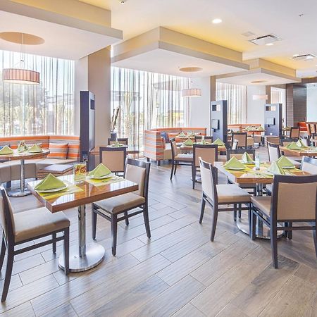 Courtyard By Marriott Saltillo Ngoại thất bức ảnh