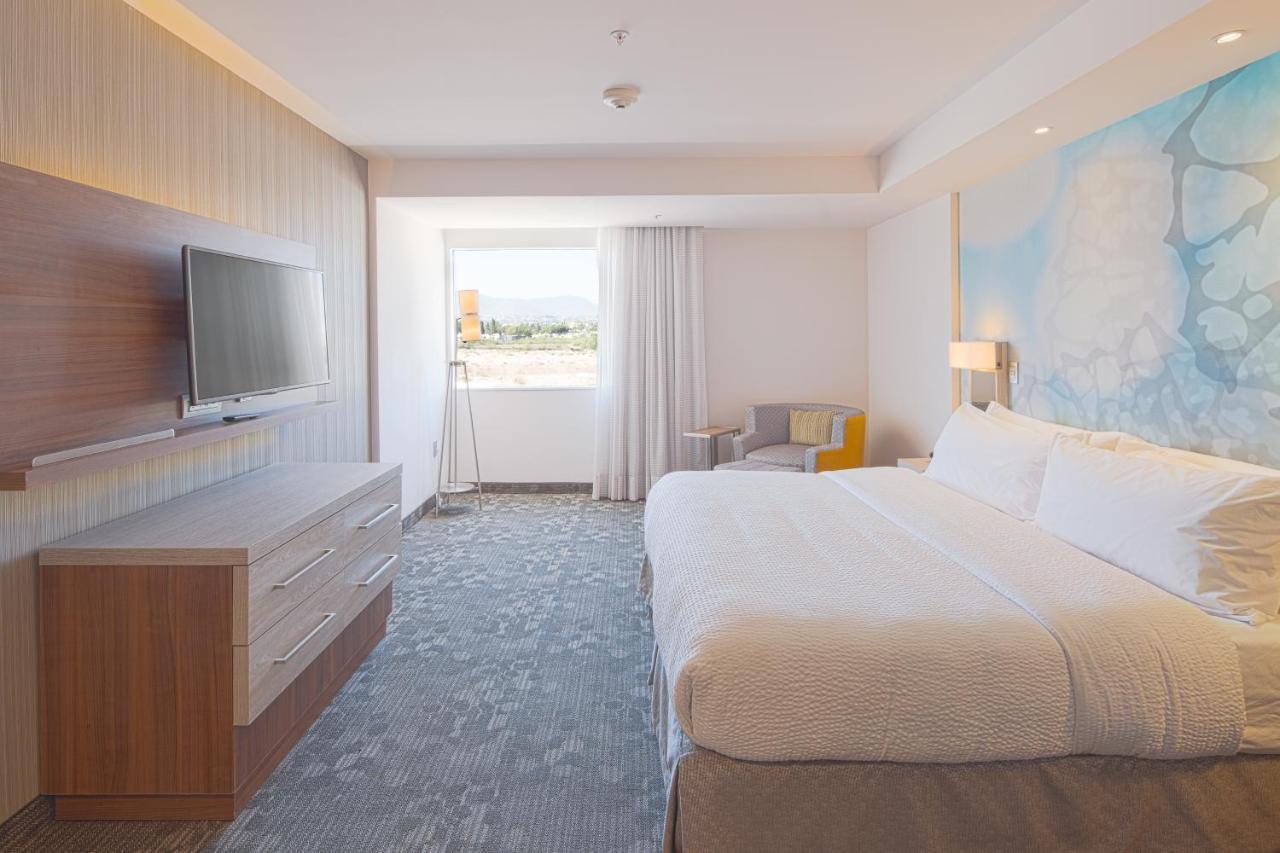 Courtyard By Marriott Saltillo Ngoại thất bức ảnh