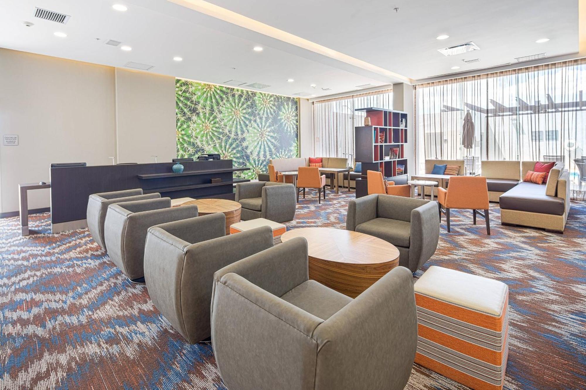 Courtyard By Marriott Saltillo Ngoại thất bức ảnh