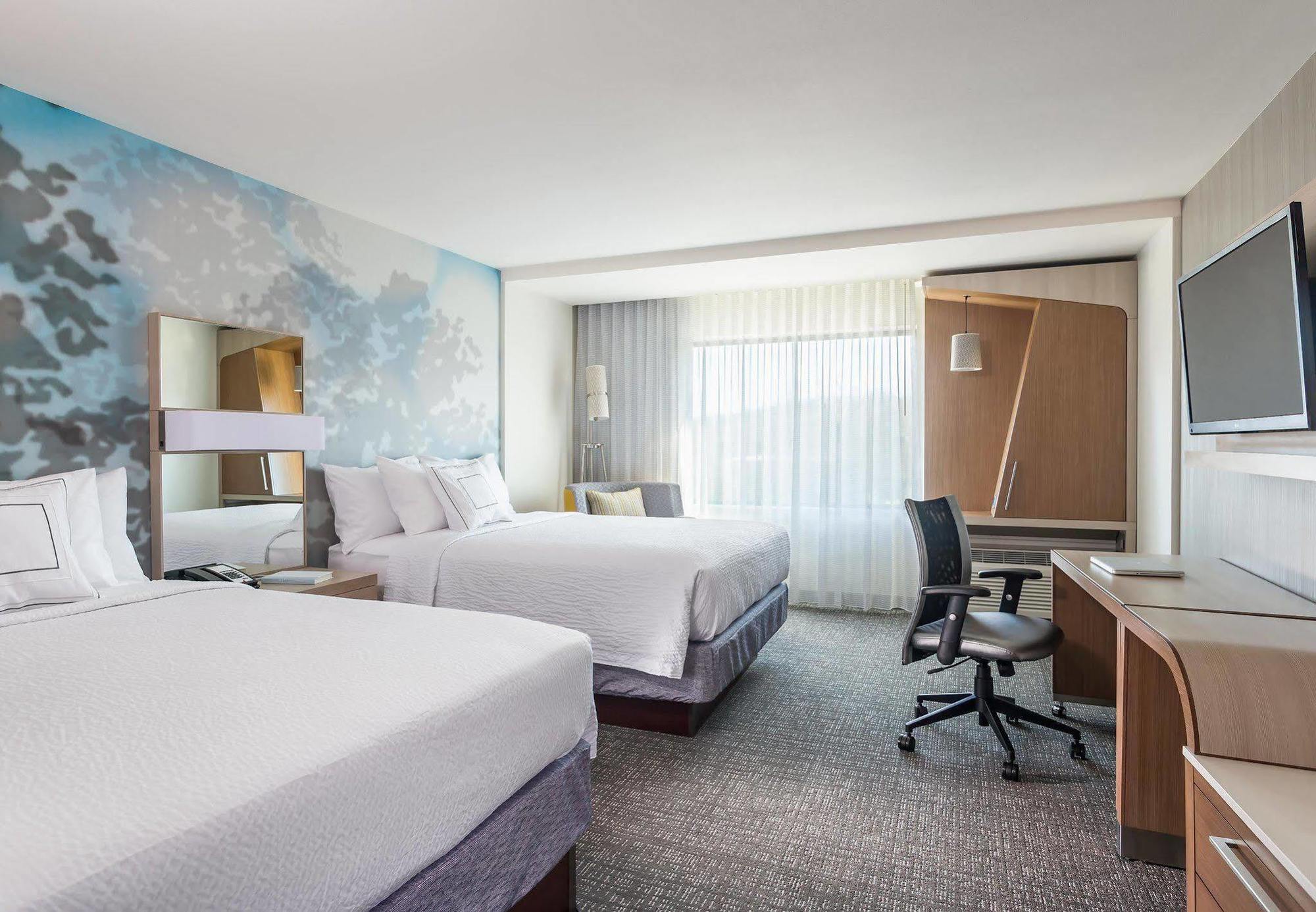 Courtyard By Marriott Saltillo Ngoại thất bức ảnh